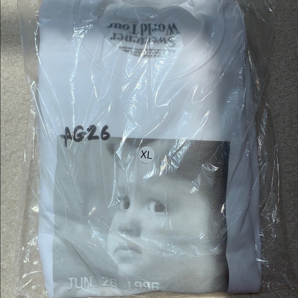 Ariana Grande baby face crewneck